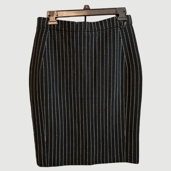 Calvin Klein Dresses & Skirts - NWT Calvin Klein black and gray pinstriped pencil skirt with split
